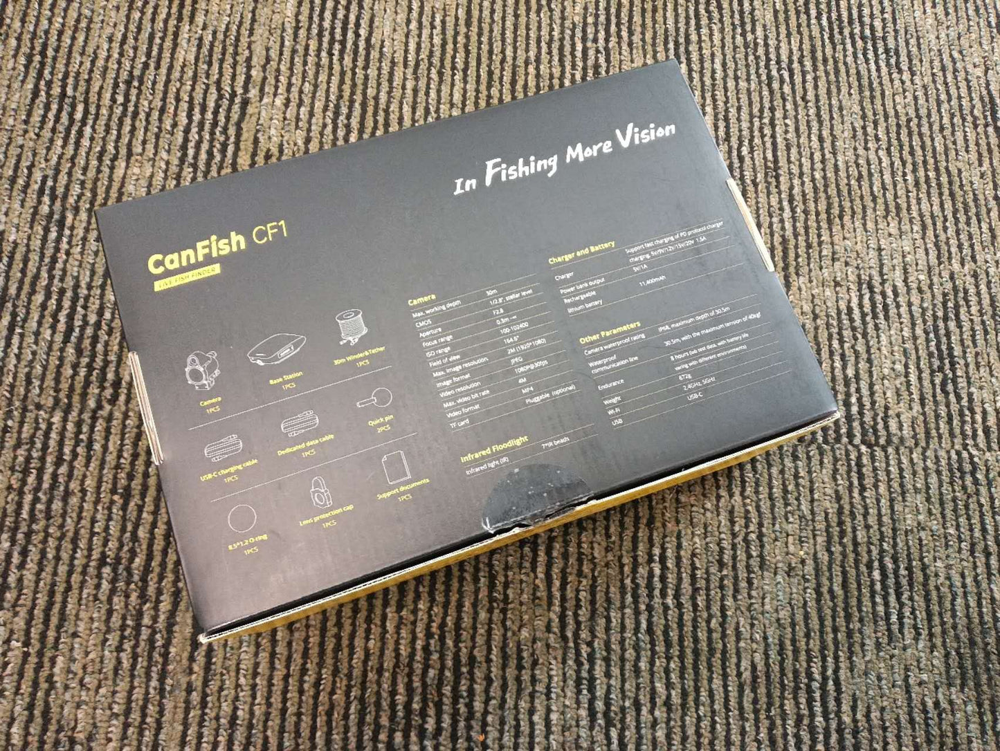 Chasing Underwater Drone - CF1 Retail Package