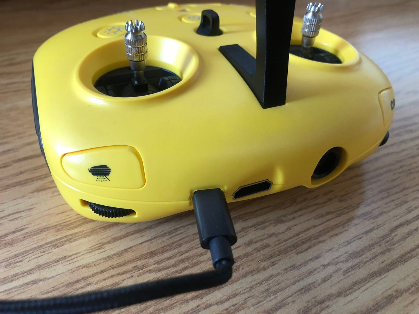 Chasing Underwater Drone - Remote 3B for Chasing F1
