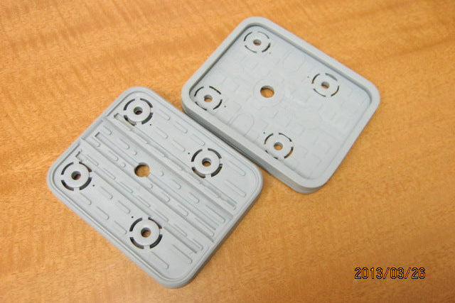 CNC - Rubber Pad 139*114mm for circuit system (Bottom/One Hole)