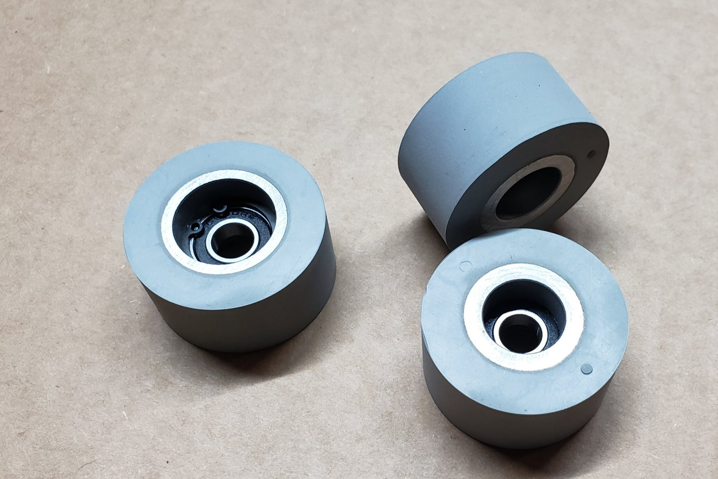 Edgebander-Pressure Rubber Roller 10*48*25mm with bearing