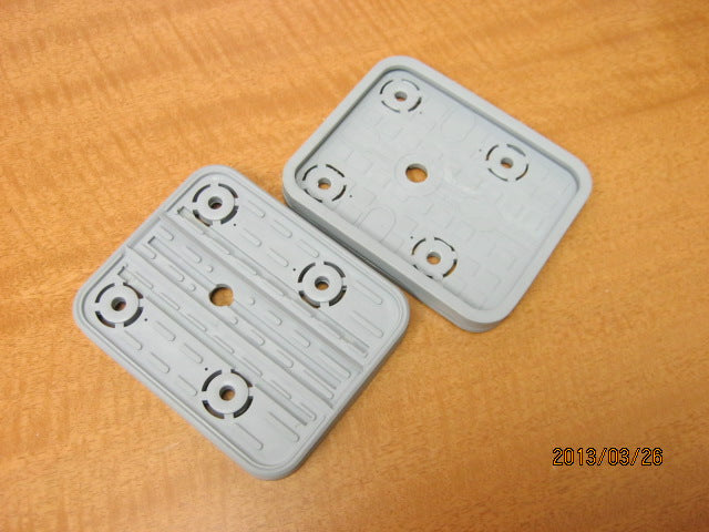 CNC - Rubber Pad 139*114mm for circuit system (Bottom/One Hole)