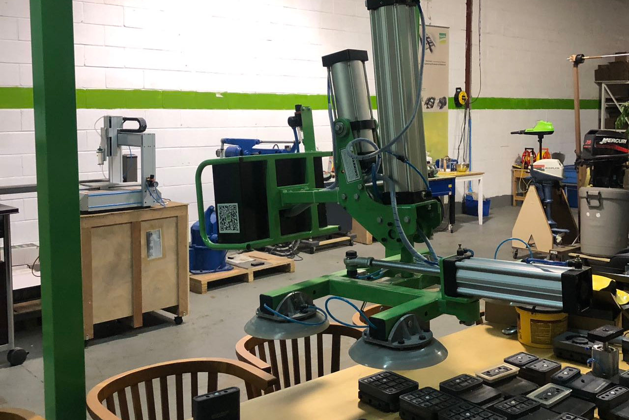 Shop - Vacuum Lifting Machine 200KG (Pick up & Play)