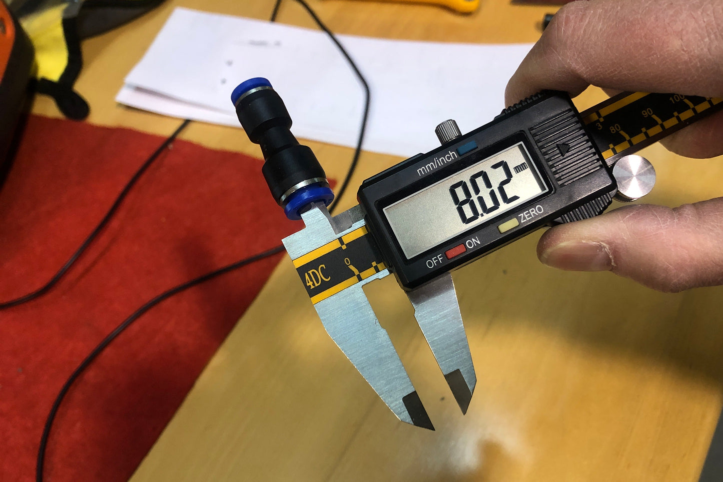 Tool - Pneumatic Quick Connector 8mm><6mm